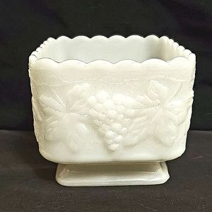 Anchor Hocking (?) Milk Glass Pedestal Planter/Vase/Candy Dish
